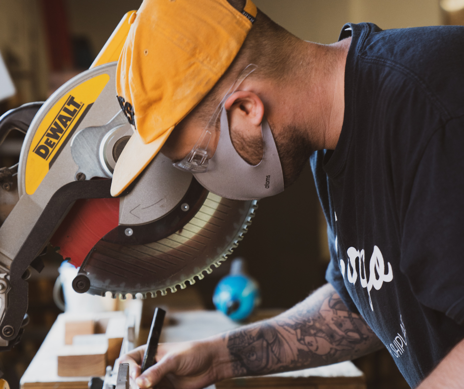 How to become a Carpenter