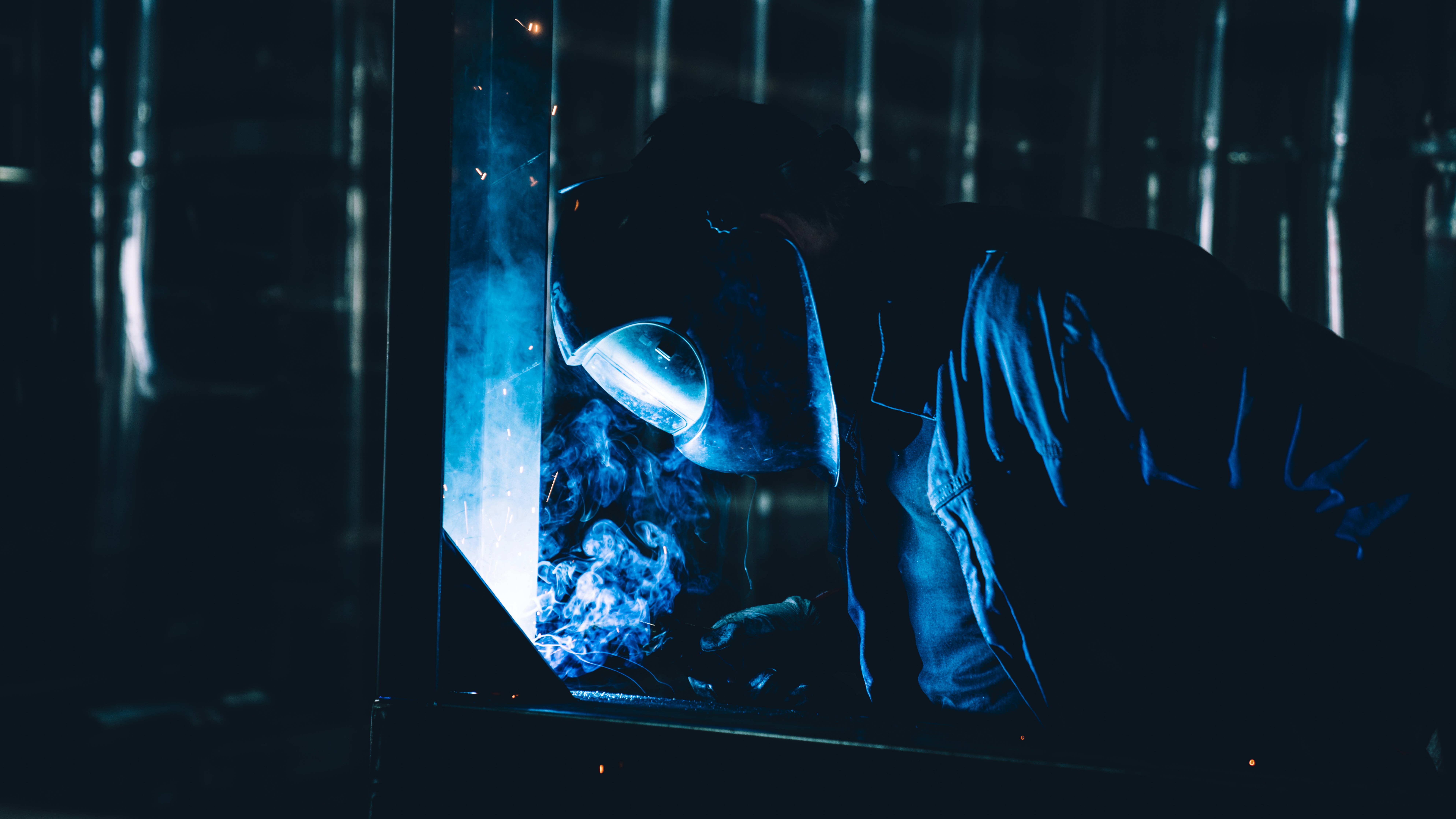 How to Become a Welder in California (2026 Guide)