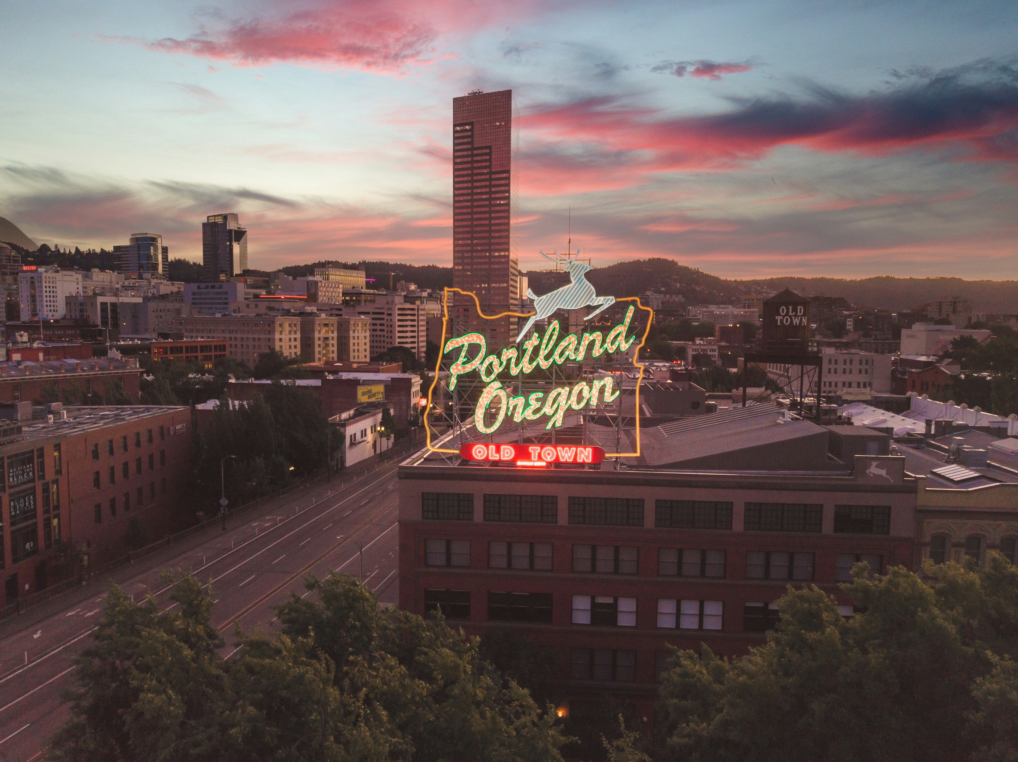 How to Become an Electrician in Portland, Oregon